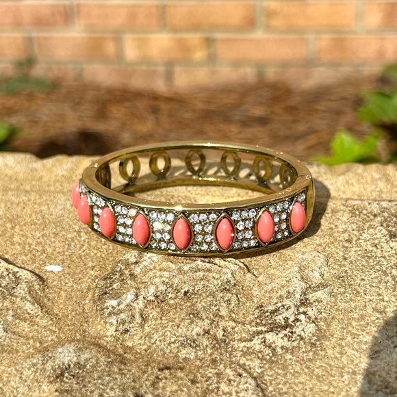 Heidi Daus Colorful faux coral & clear Swarovski crystals clamper bracelet - Picture 2 of 12